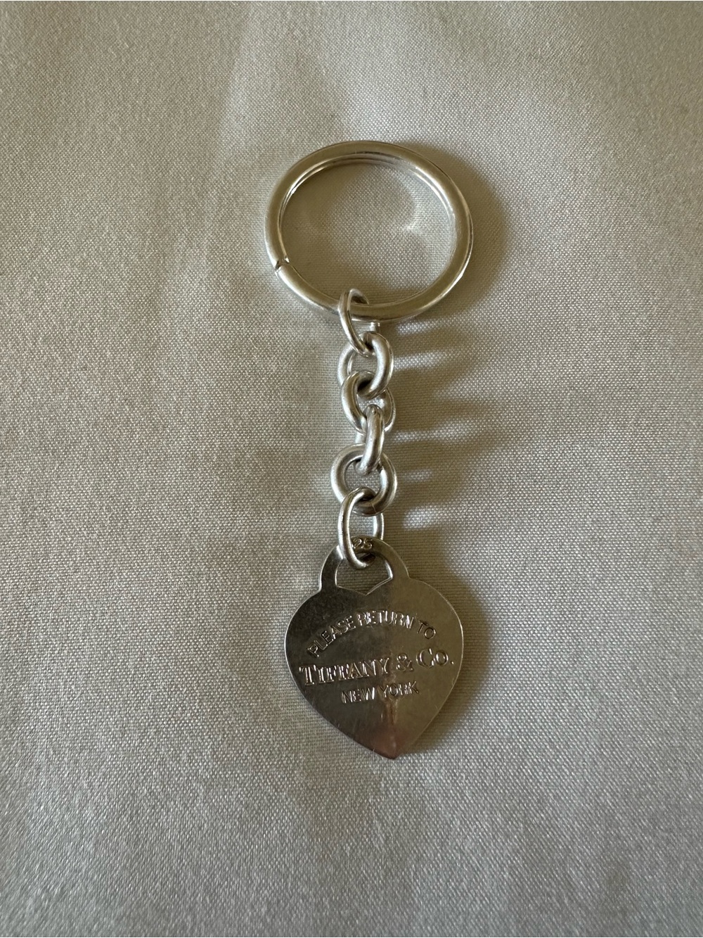 Tiffany & Co. Silver Heart Key Holder - Polished Sterling - Picture 2 of 6